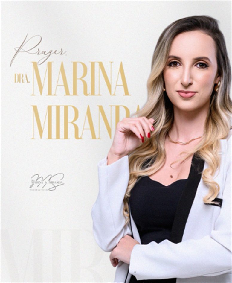 Peça de marketing da Dra. Marina S. Miranda: retrato dela de blazer branco ao lado do nome em letras douradas, biomédica CRBM 17625